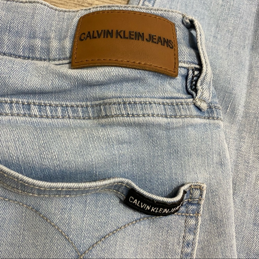 Calvin Klein Jeans - Picture 6 of 10